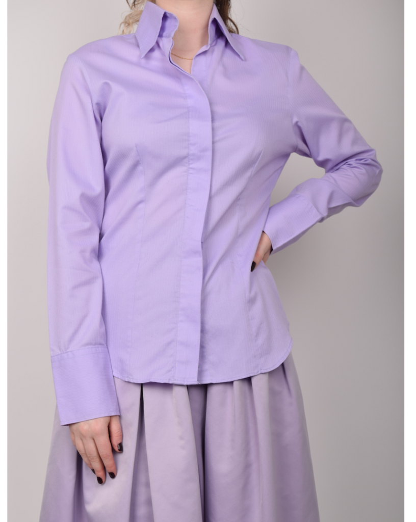 Vintage - Lavender Fitted Button Up Top