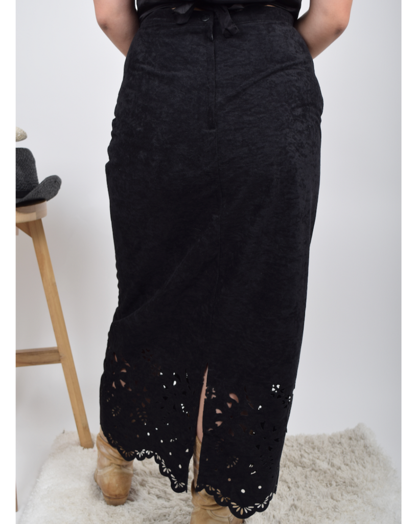 Vintage - Premiere Collection Black Floral Cutout Skirt